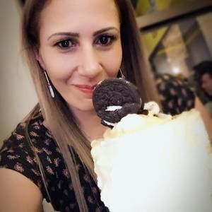 Meet your Posher, Vanessa